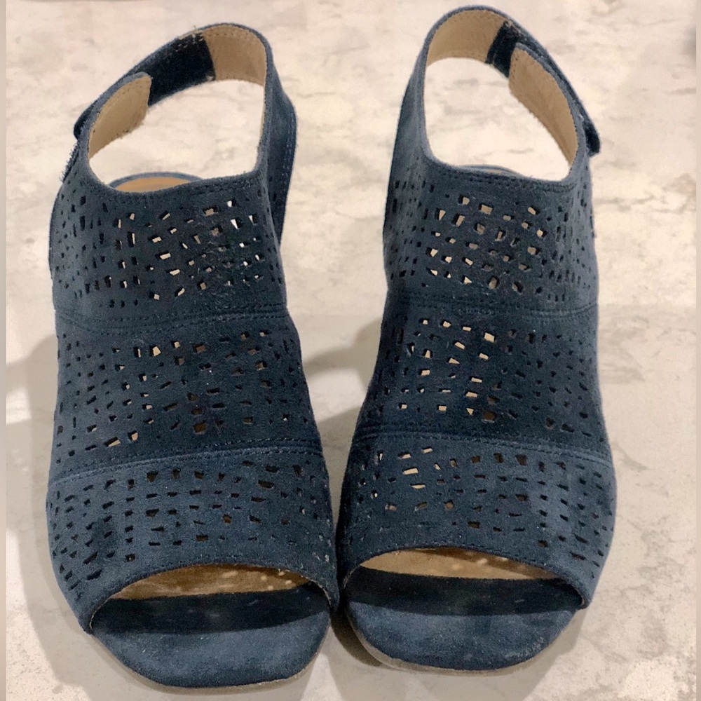 ✔️ woman’s open toe shoes